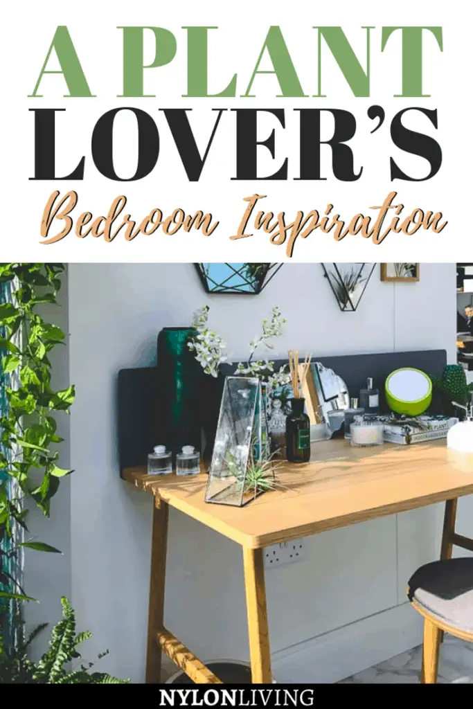 Not only do plants add beauty and warmth to a room, they bring a little bit of nature inside our home. Another reason to keep plants in the bedroom is that certain plants in the bedroom are good for helping you get your beauty rest. A plant covered bedroom is a plant mama’s dream. Check out a few design for a plant lover bedroom. Terrariums, a four poster bedroom hung with plants, and a reading nook are just a few plant decor ideas. #plants #bedroomdesign #planthangers #bedroomsideas